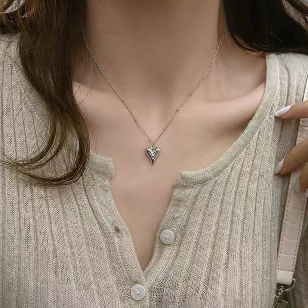Collar puntitos de amor