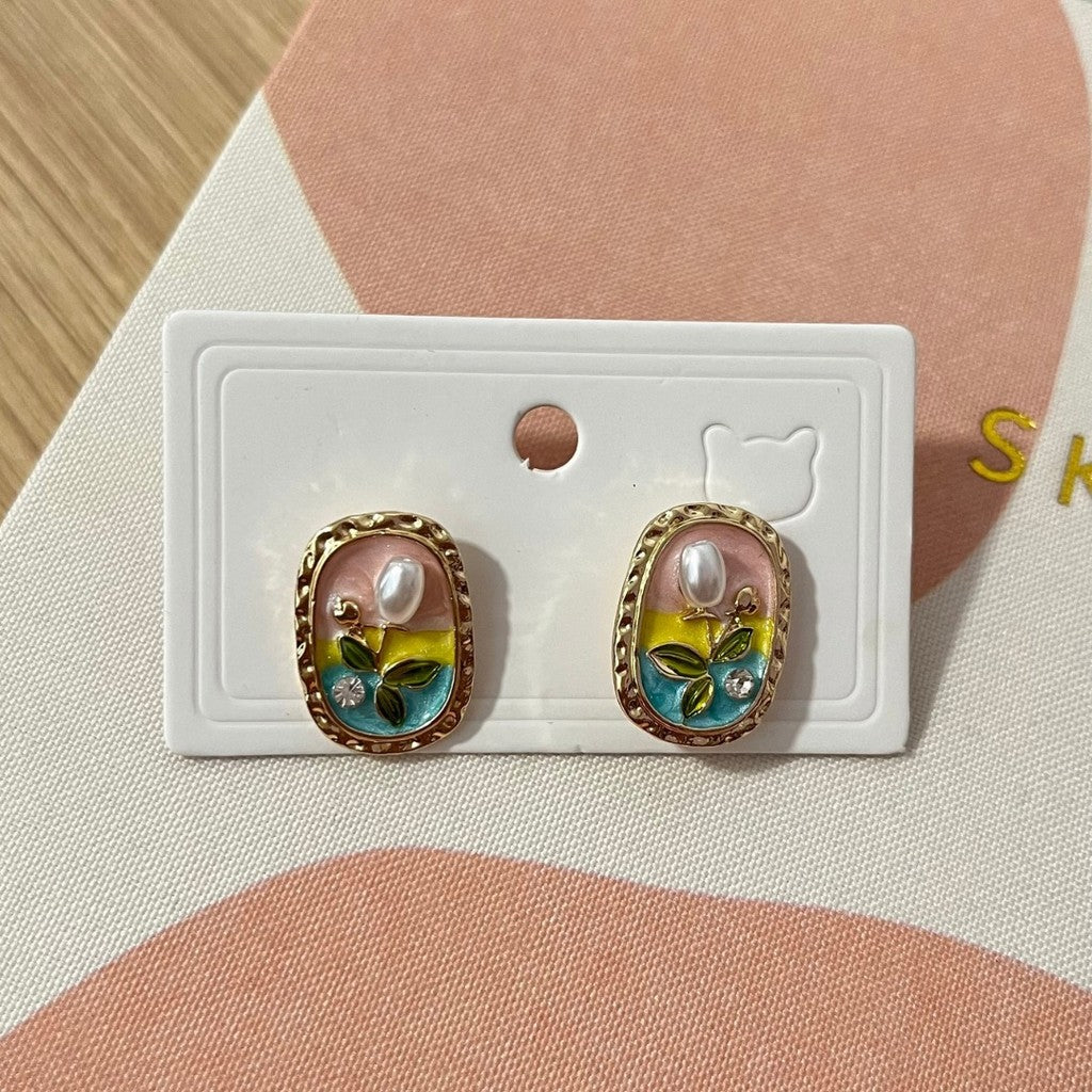 Aretes de pintura Tulipan perla blanca