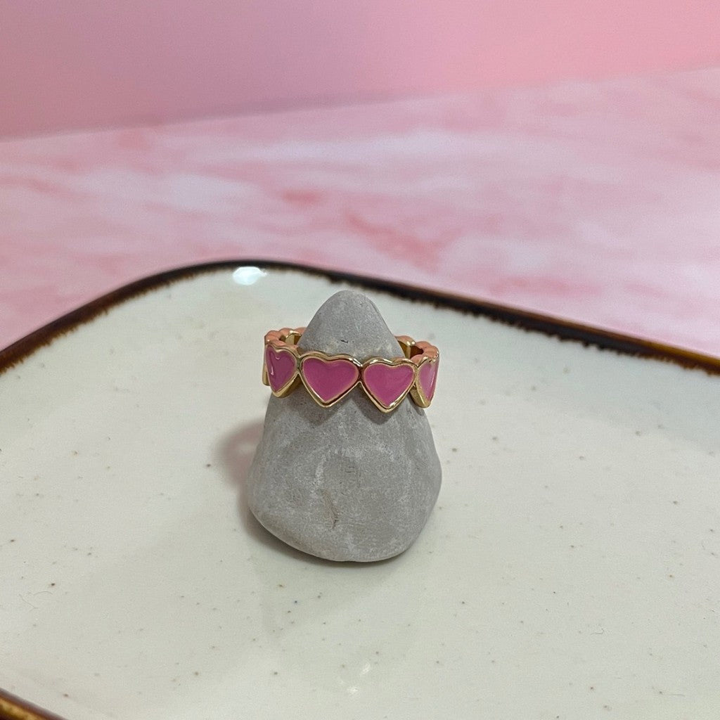 Anillo lila de corazones