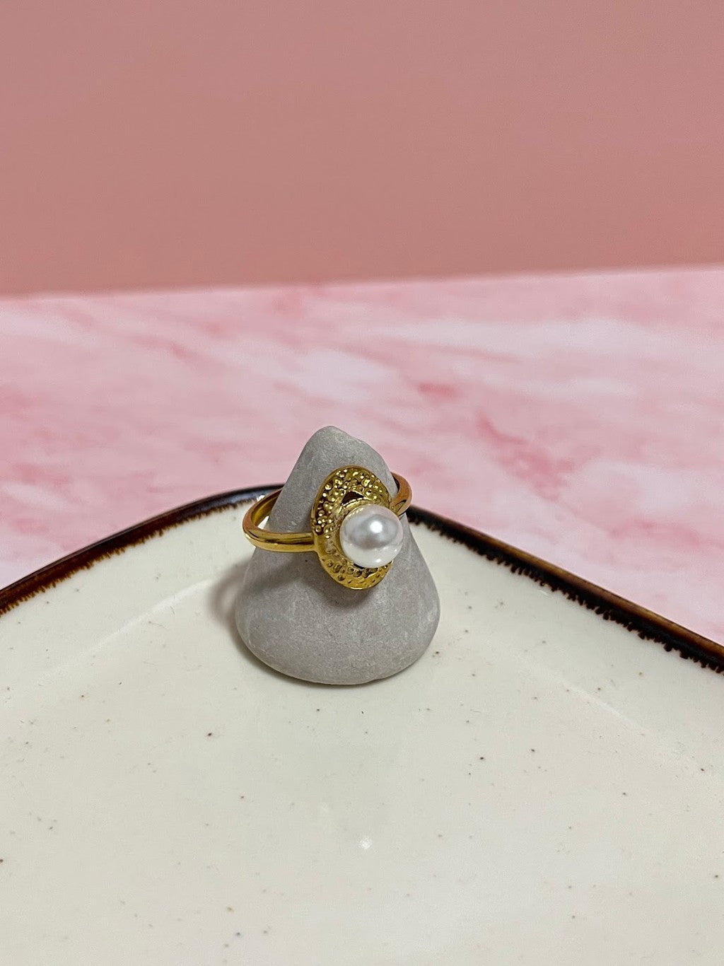 Anillo Ovalo con perlita