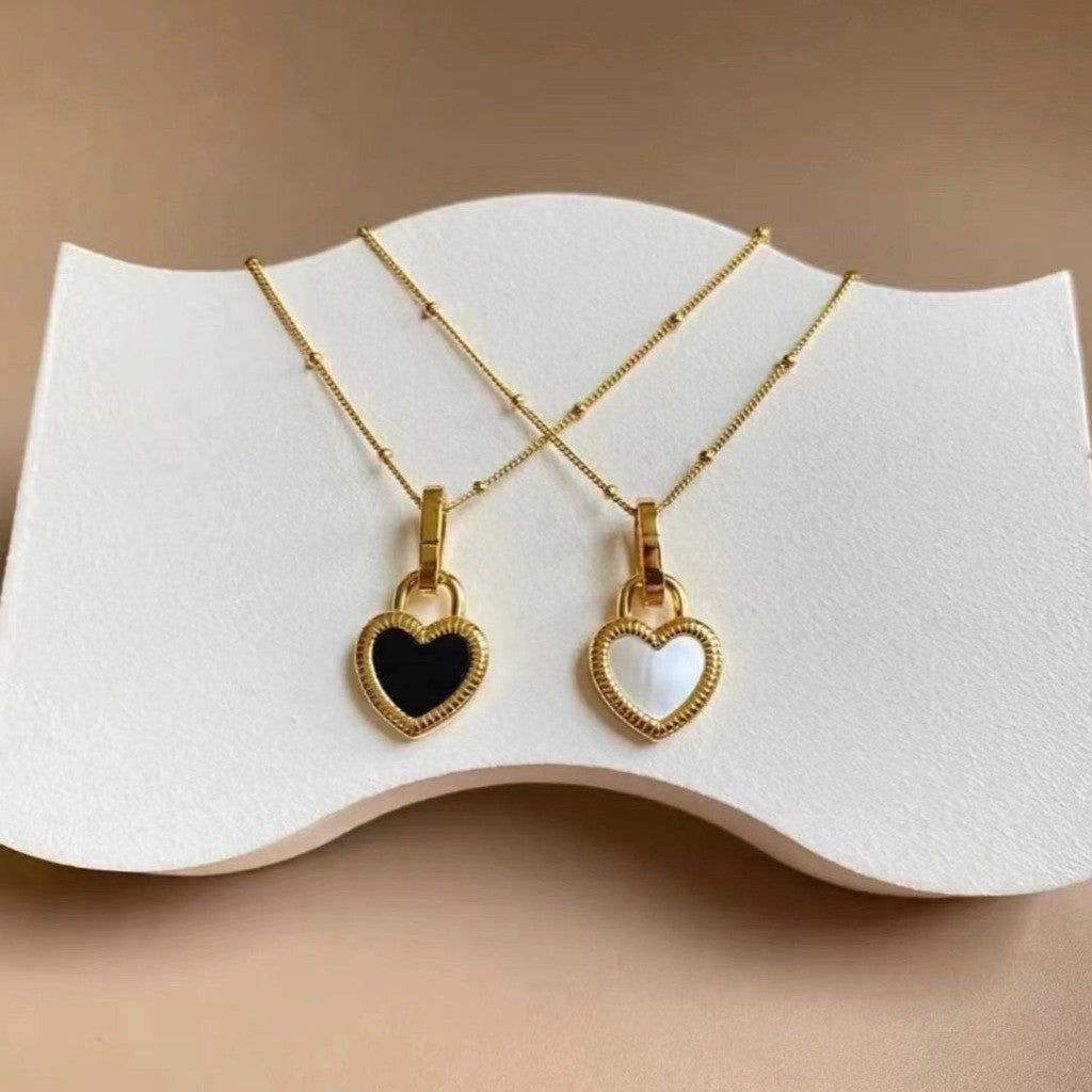 Collar corazon bicolor