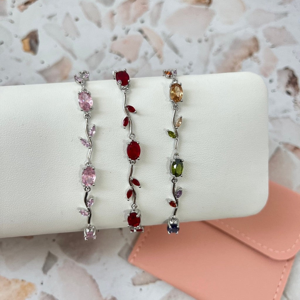 Pulsera plateada de tulipanes en cadena