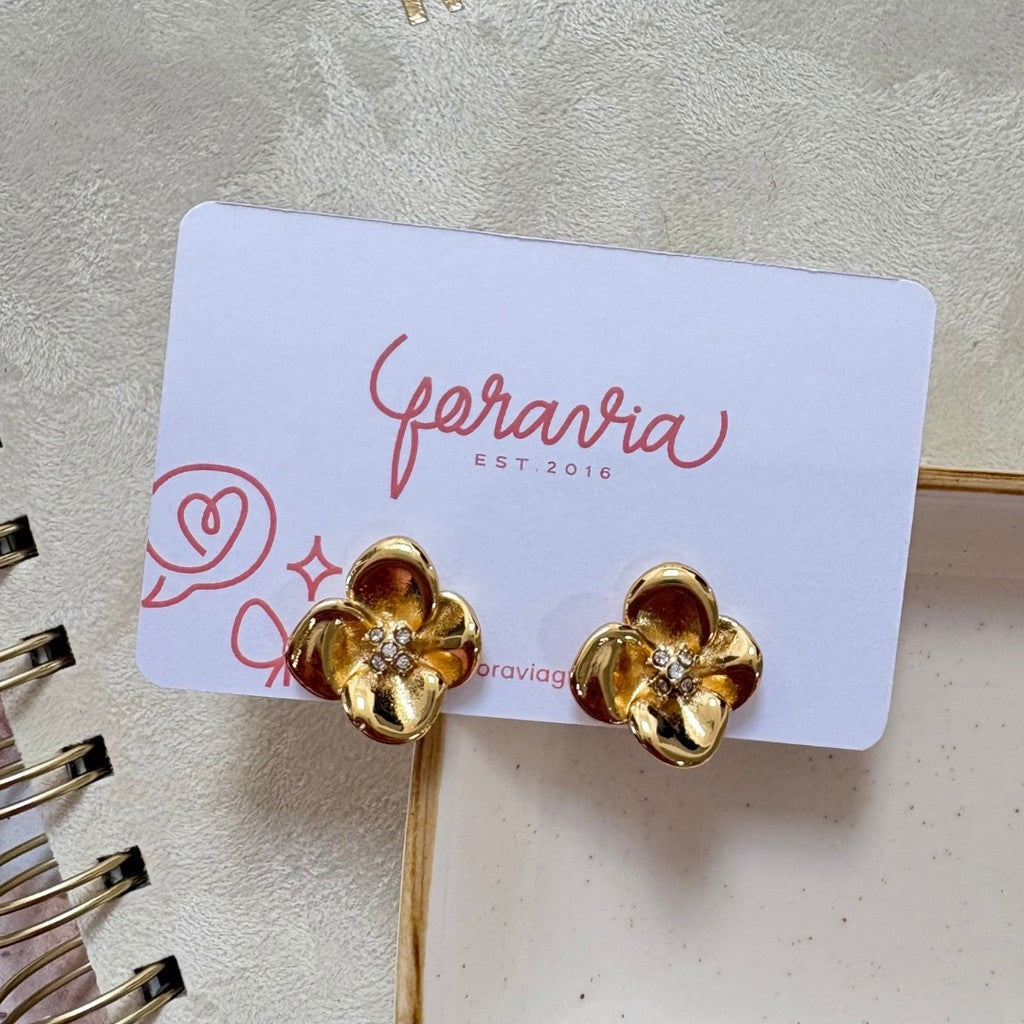 Aretes florecita con brillos