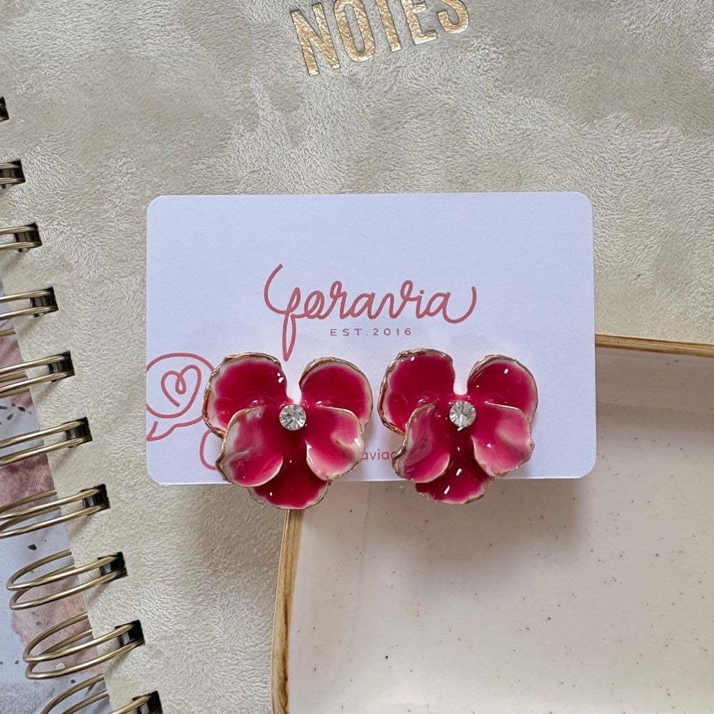 Aretes de flor pansy mediana