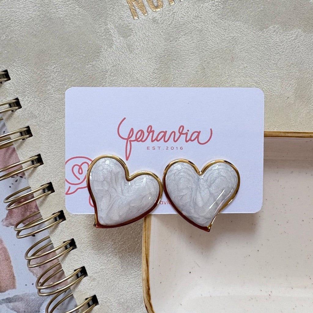 Aretes de corazon grande