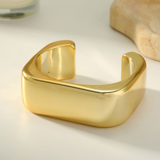 Pulsera dorada recta
