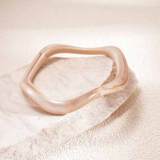 Pulsera de resina cremita formas