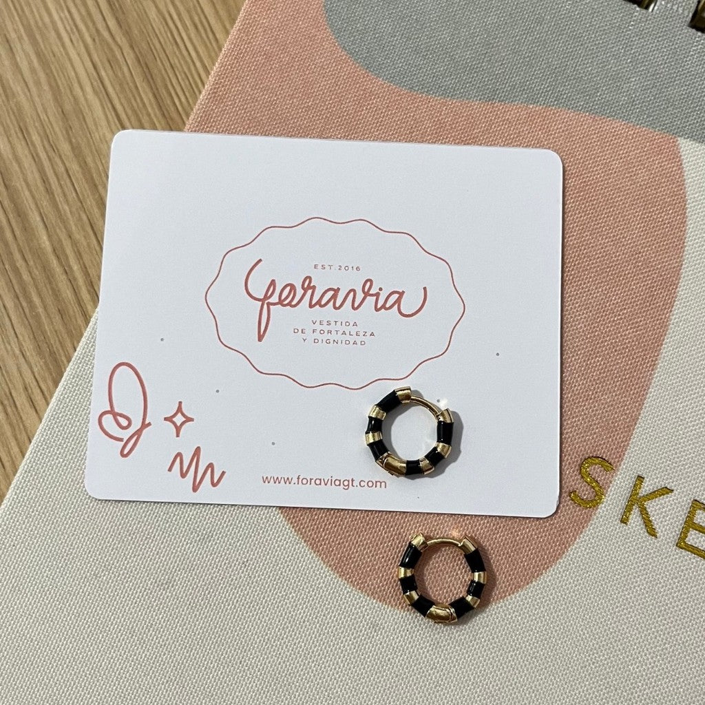 Argollas mini de rayitas
