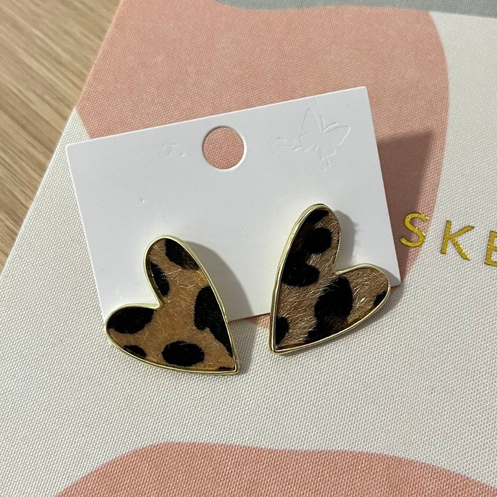 Aretes corazon animal print