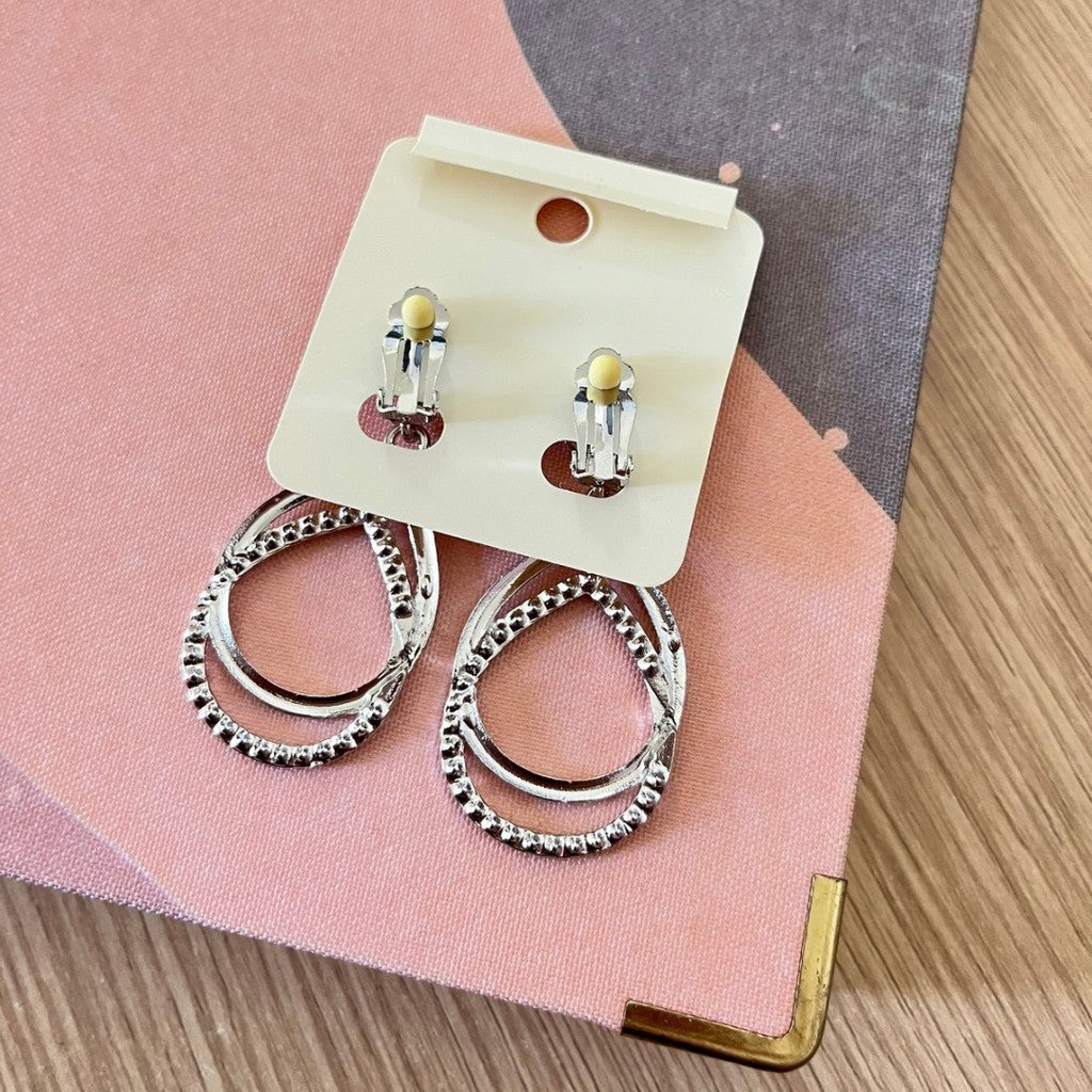 Aretes de presión gota de brillos